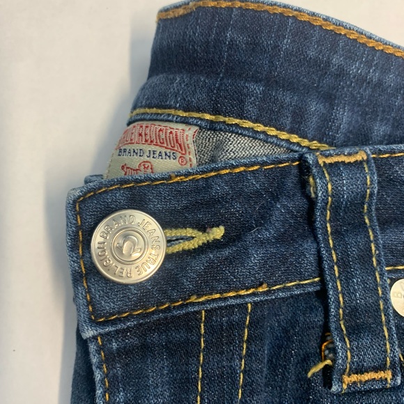 True religion - Picture 2 of 8